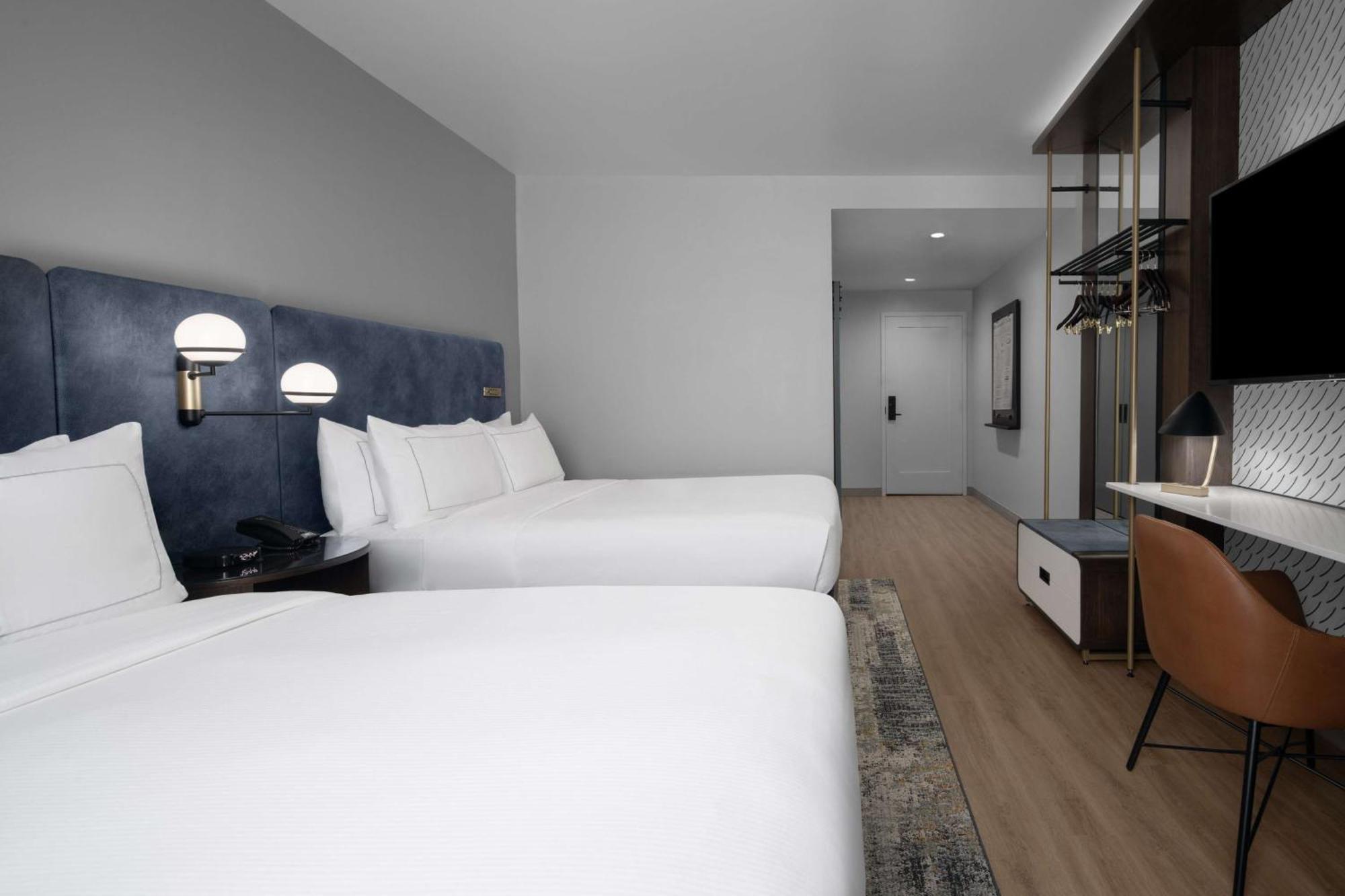 Hotel West & Main Conshohocken, Tapestry Collection Hilton Esterno foto